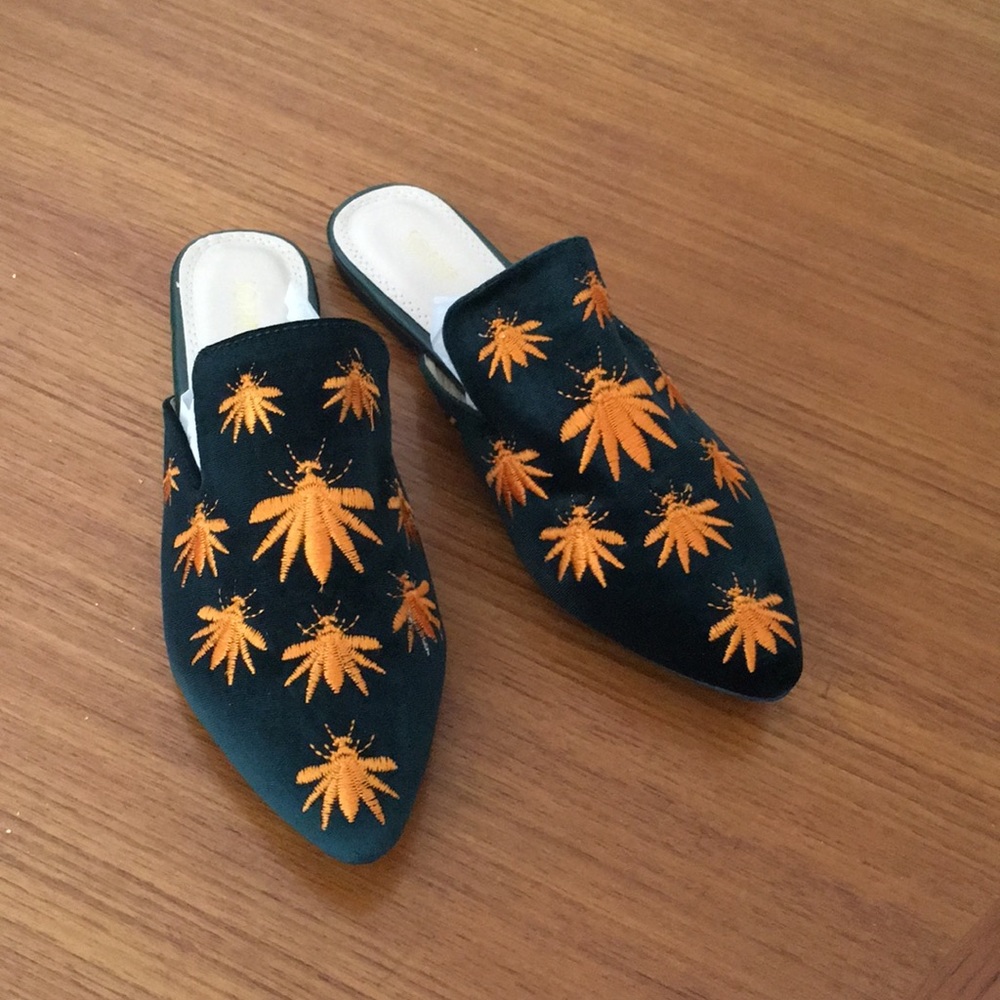 Insect embroidered Mules